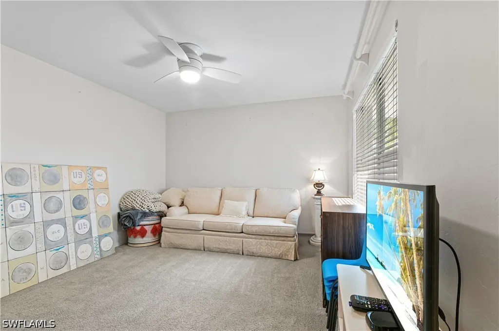 559 Henley Drive Naples FL 34104