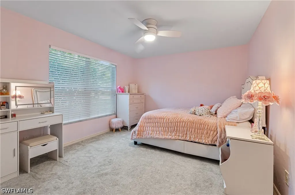 559 Henley Drive Naples FL 34104