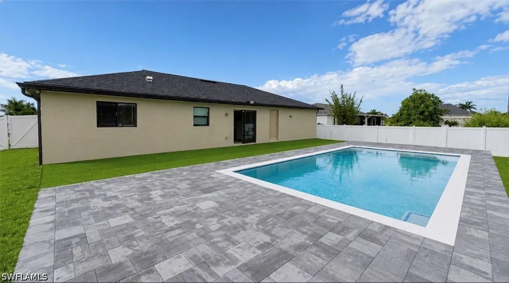 2208 NW 42nd Place Cape Coral FL 33993