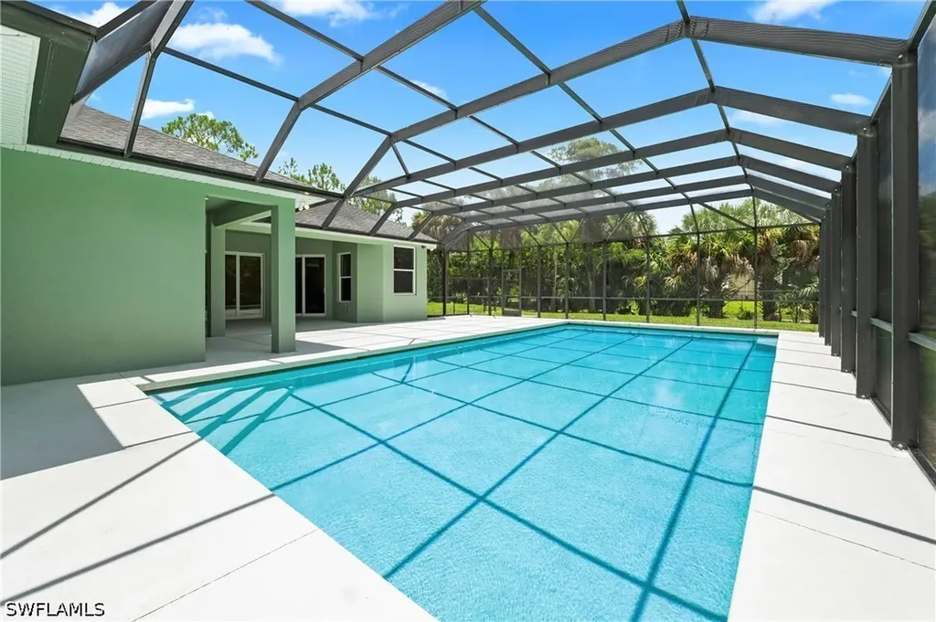 410 17th Street SW Naples FL 34117