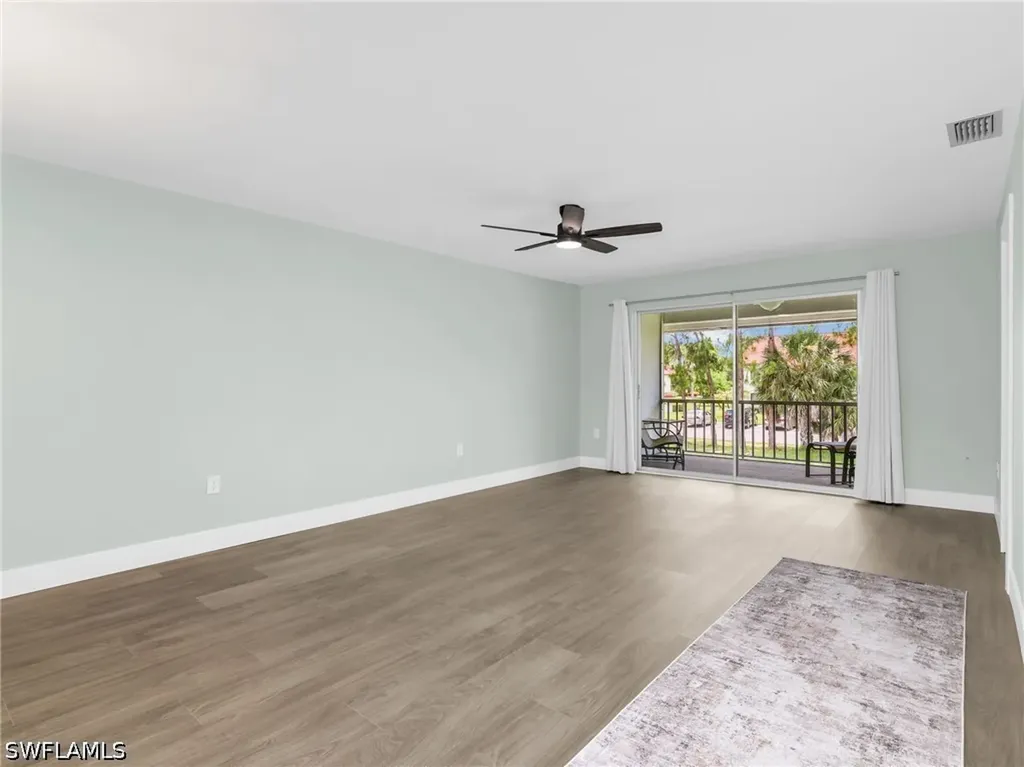 300 Valley Stream Drive Naples FL 34113