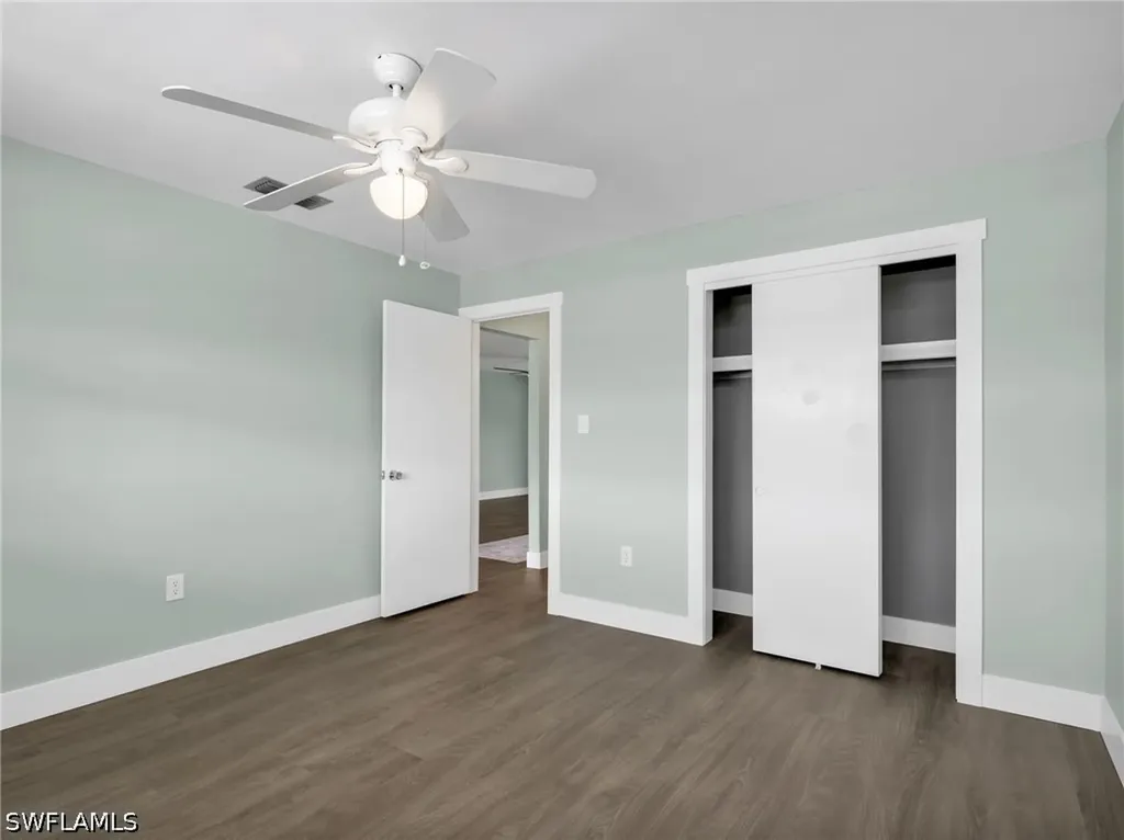 300 Valley Stream Drive Naples FL 34113