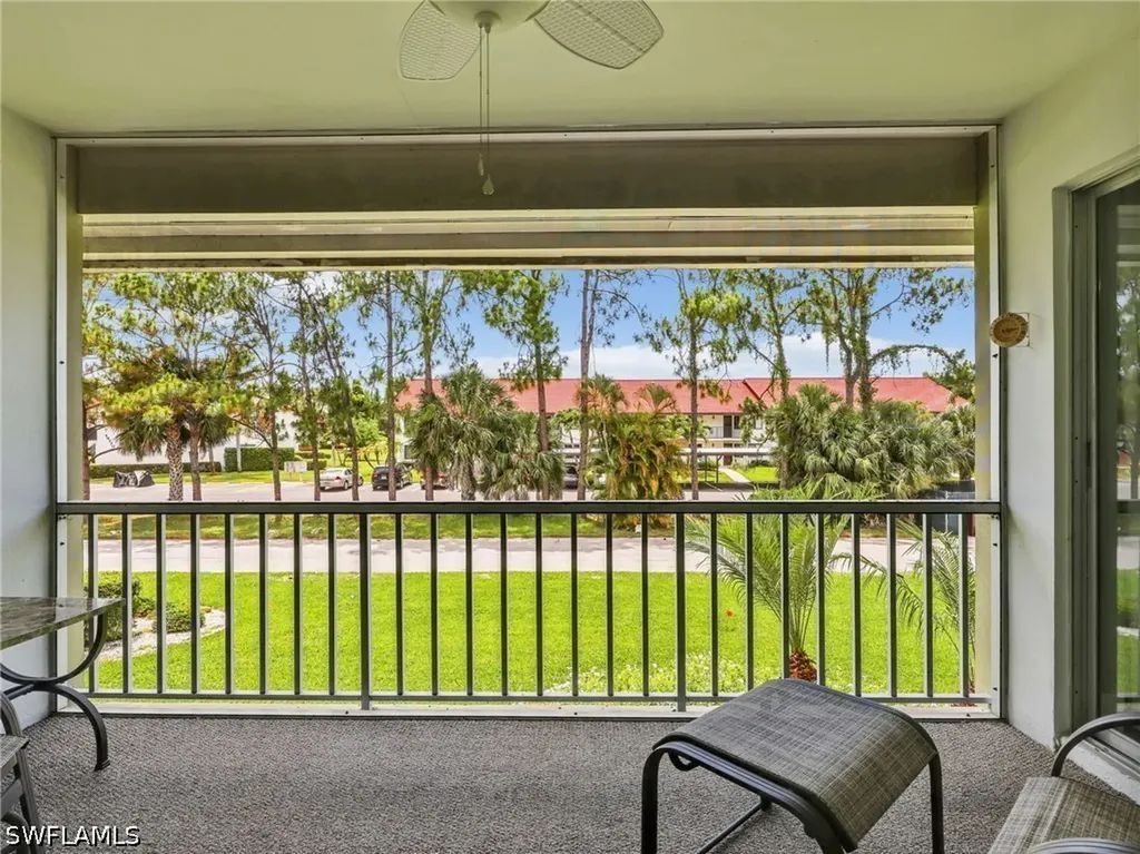 300 Valley Stream Drive Naples FL 34113