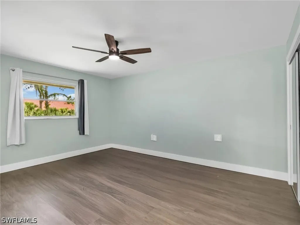300 Valley Stream Drive Naples FL 34113