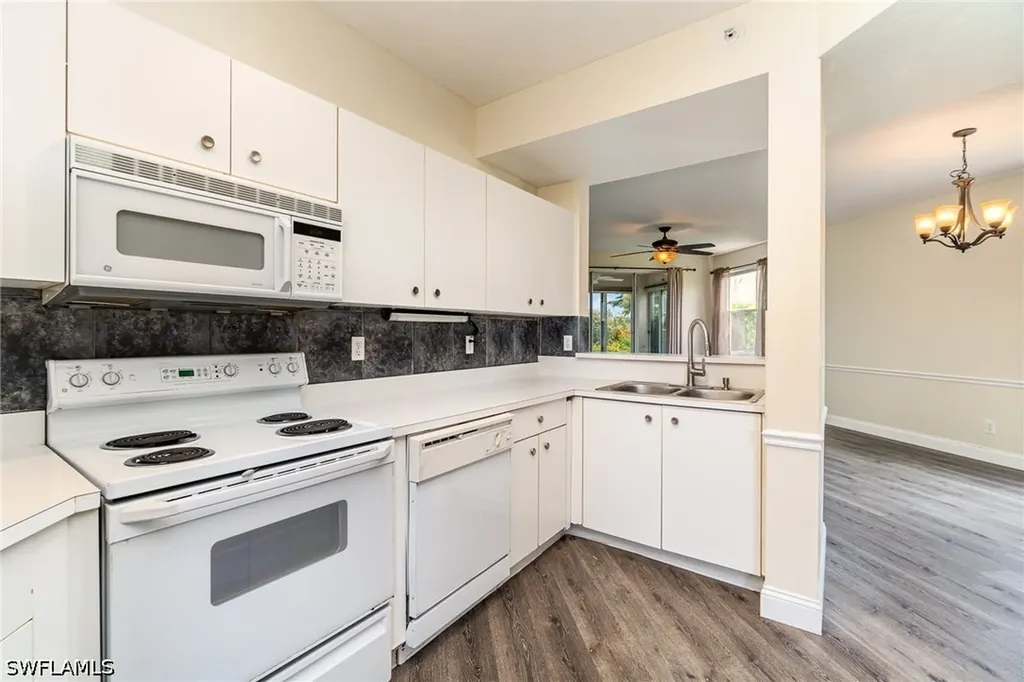 2408 Millcreek Lane Naples FL 34119