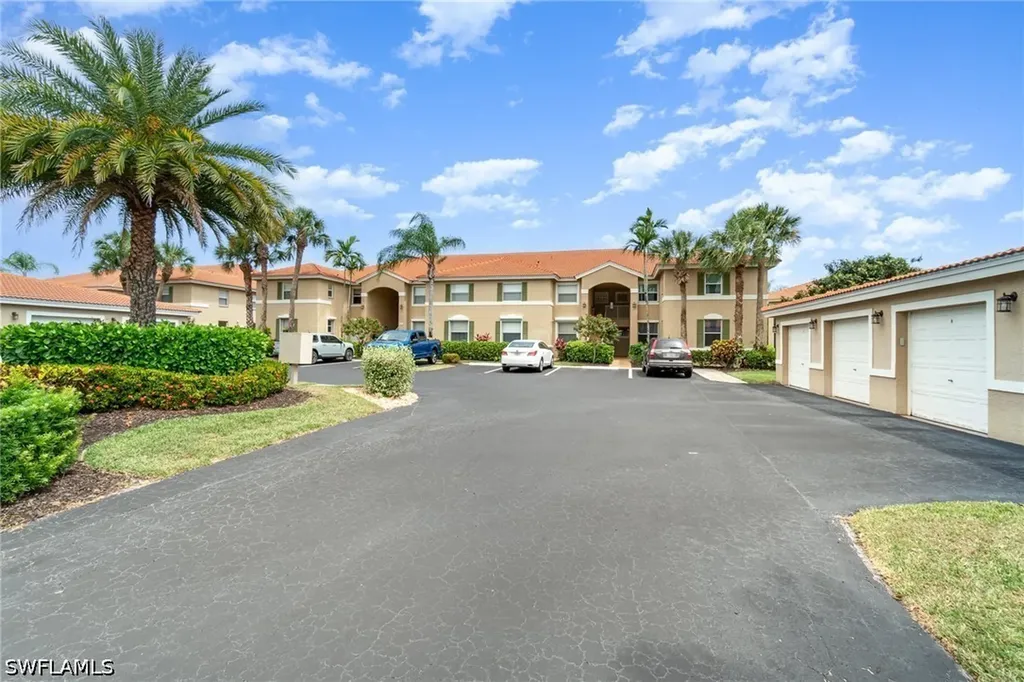 2408 Millcreek Lane Naples FL 34119