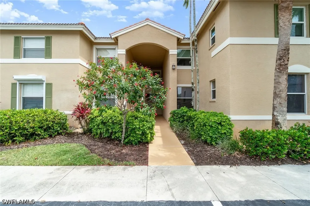 2408 Millcreek Lane Naples FL 34119