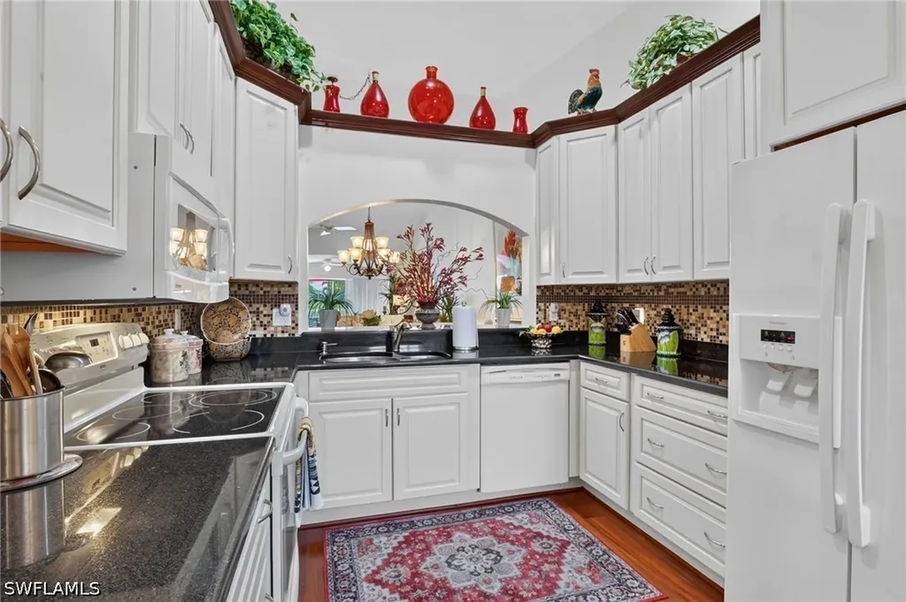 2166 Stacil Circle Naples FL 34109