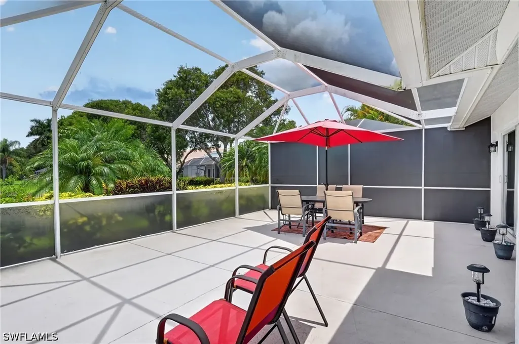 2166 Stacil Circle Naples FL 34109