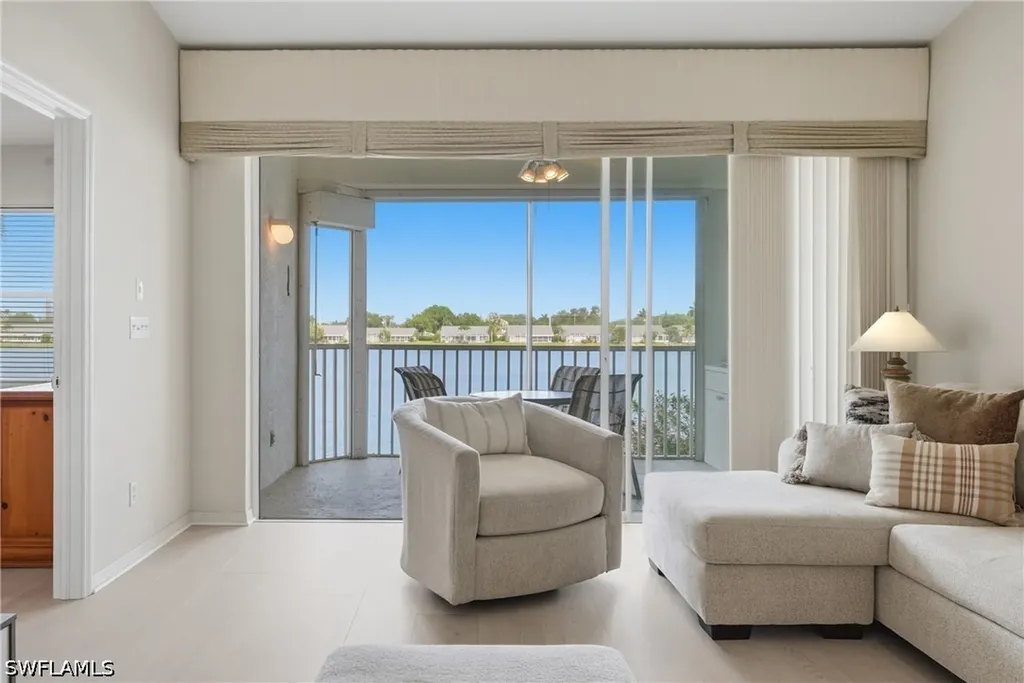 3320 W Crown Pointe Boulevard Naples FL 34112