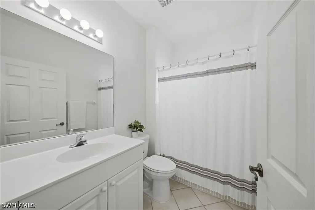 3320 W Crown Pointe Boulevard Naples FL 34112