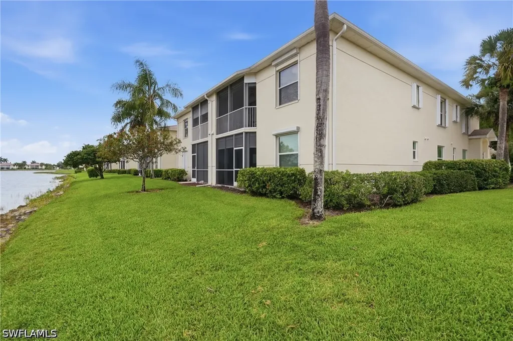 3320 W Crown Pointe Boulevard Naples FL 34112