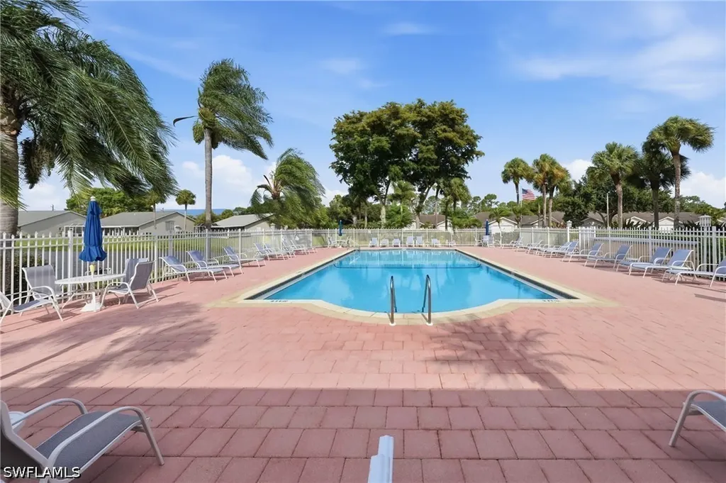 3320 W Crown Pointe Boulevard Naples FL 34112