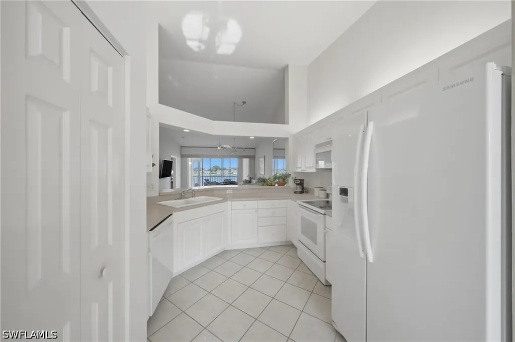 3320 W Crown Pointe Boulevard Naples FL 34112
