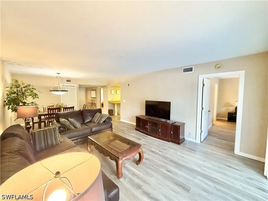 509 Roma Court Naples FL 34110