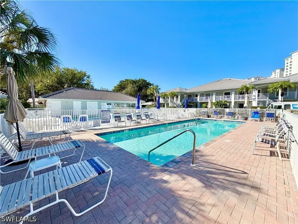 509 Roma Court Naples FL 34110