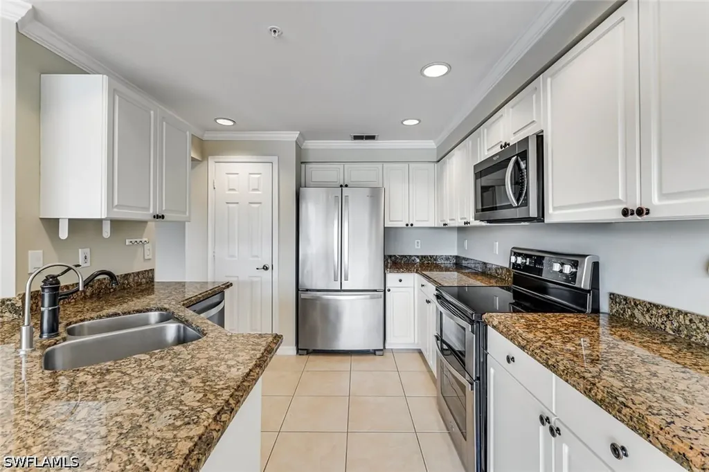 7756 Gardner Drive Naples FL 34108