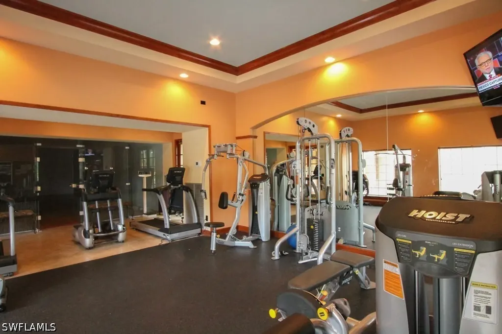 1205 Wildwood Lakes Boulevard Naples FL 34104