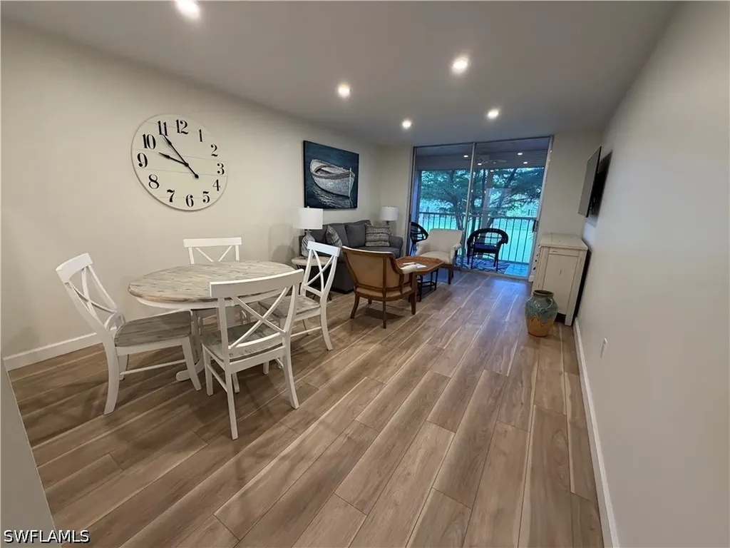 180 Turtle Lake Court Naples FL 34105