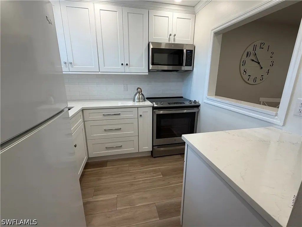 180 Turtle Lake Court Naples FL 34105
