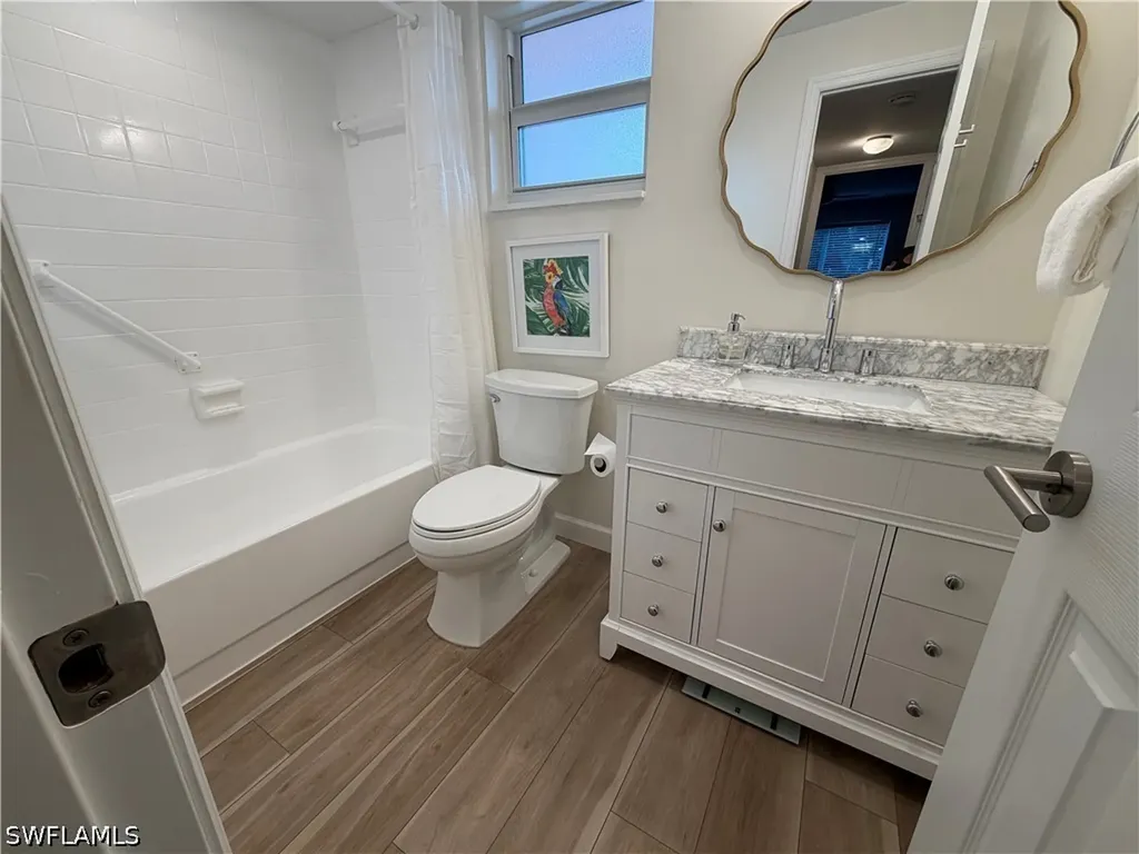 180 Turtle Lake Court Naples FL 34105