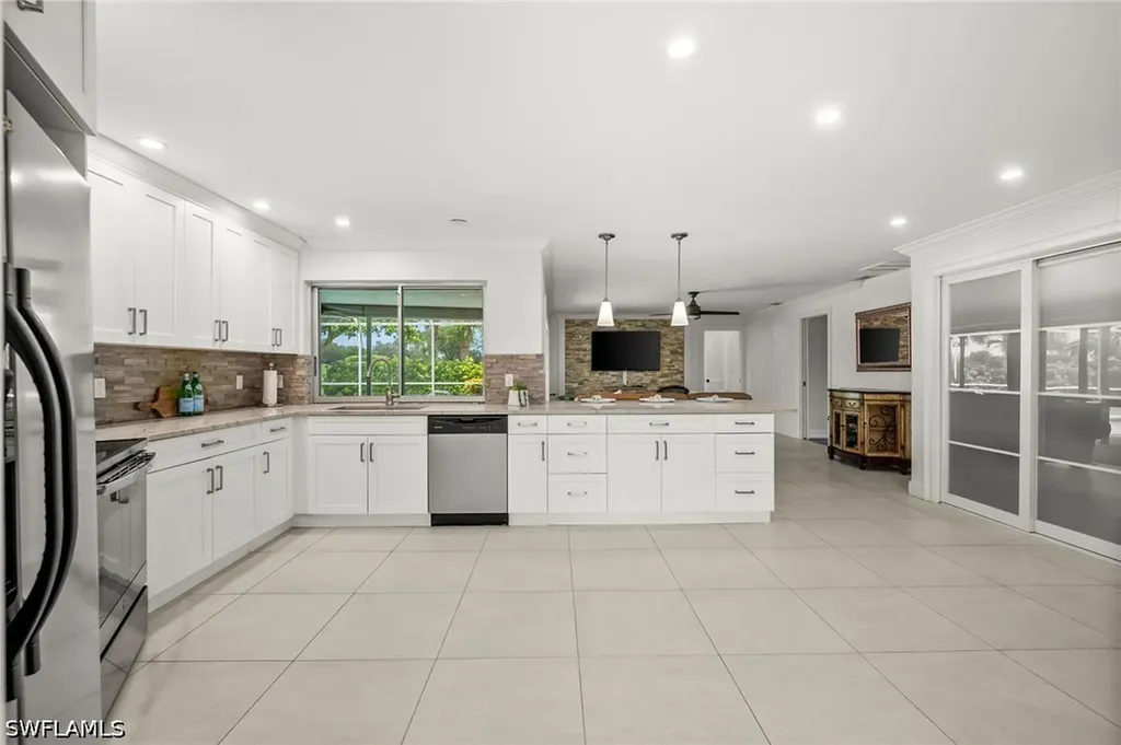 421 Palm River Boulevard Naples FL 34110