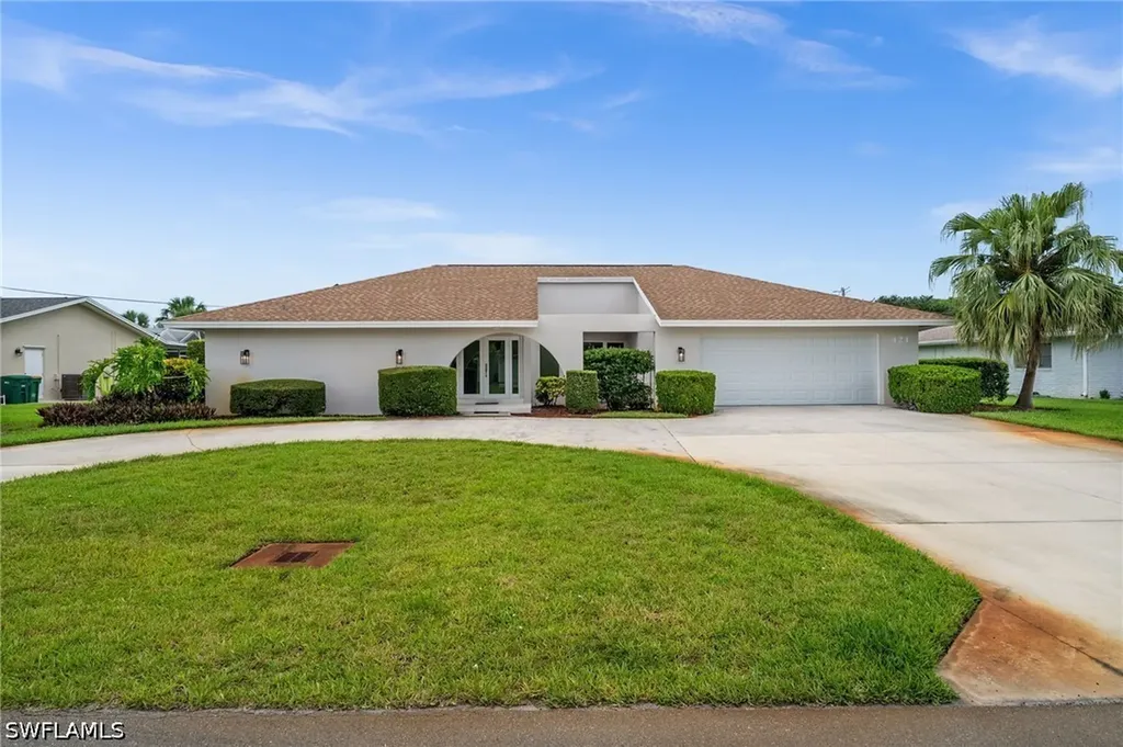 421 Palm River Boulevard Naples FL 34110