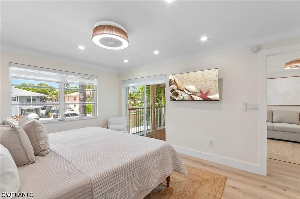 1686 Blue Point Avenue Naples FL 34102