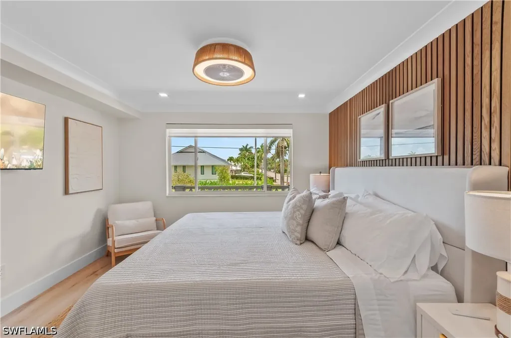 1686 Blue Point Avenue Naples FL 34102