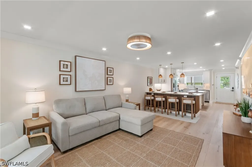 1686 Blue Point Avenue Naples FL 34102