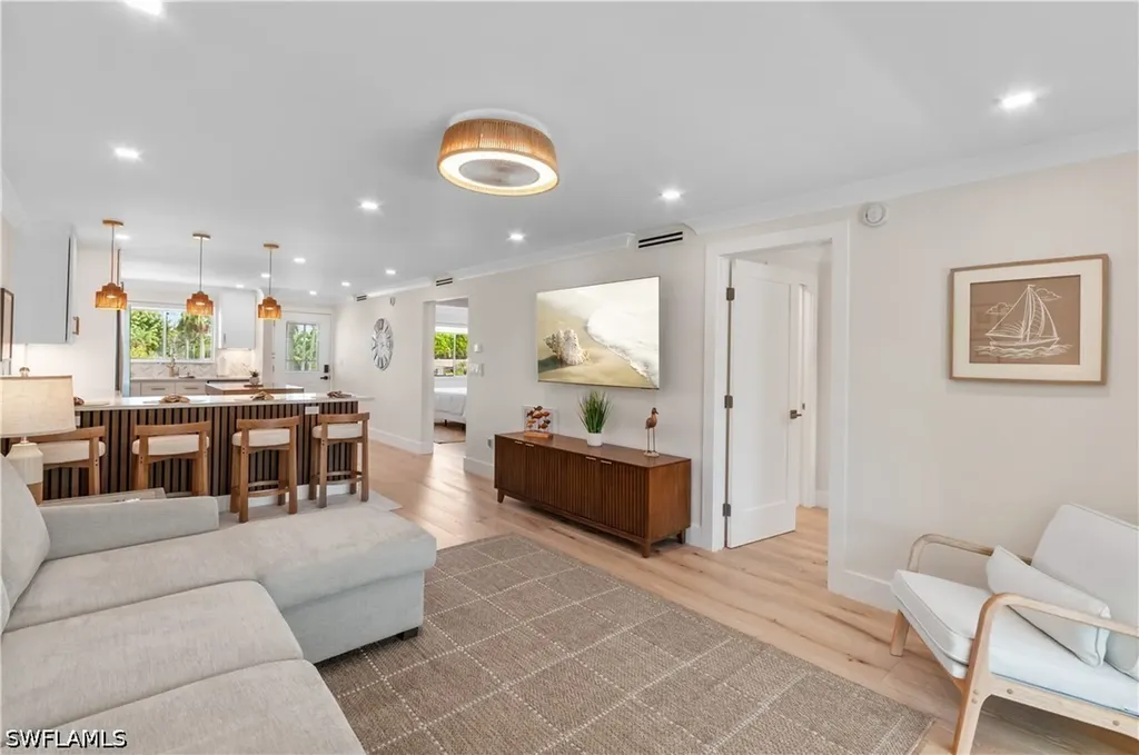 1686 Blue Point Avenue Naples FL 34102