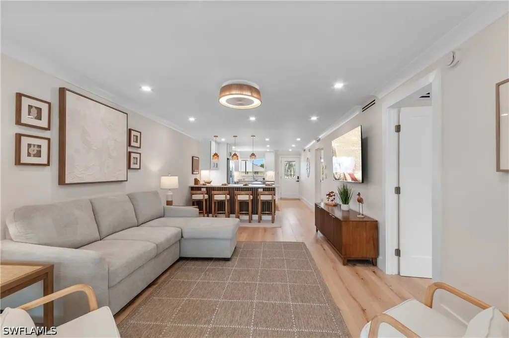 1686 Blue Point Avenue Naples FL 34102