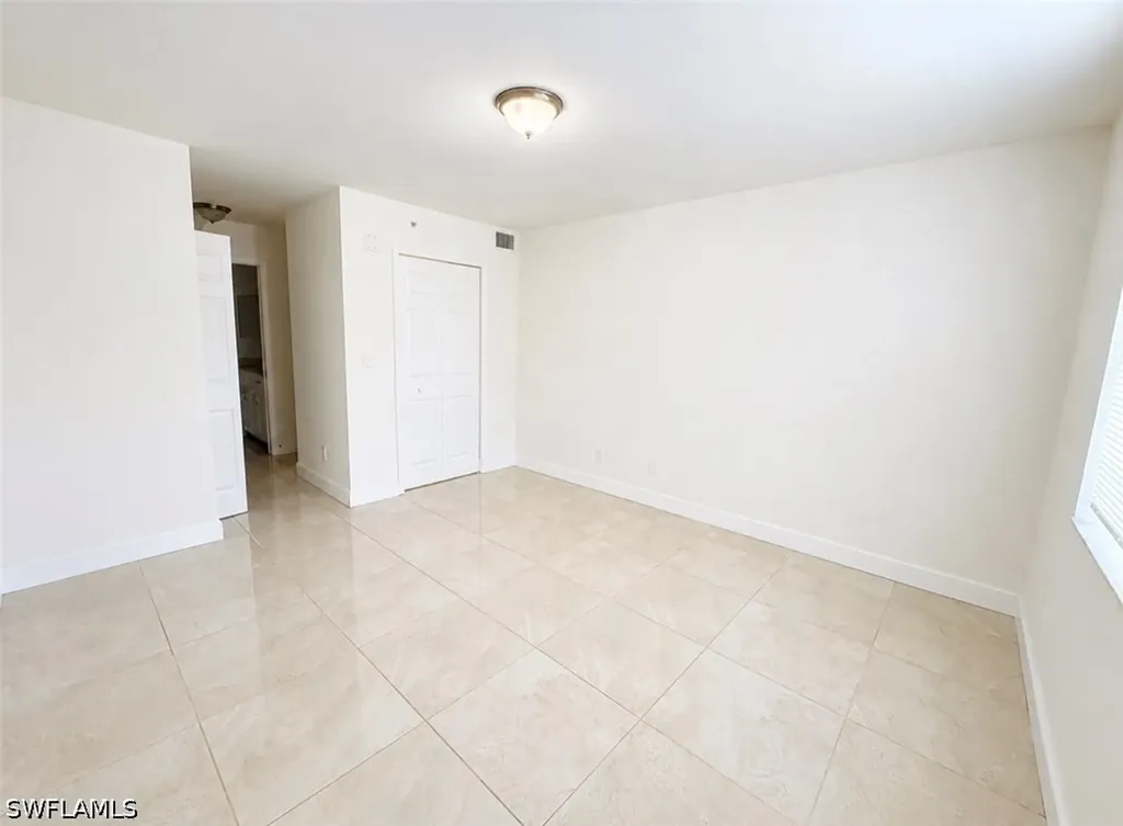 1265 Wildwood Lakes Boulevard Naples FL 34104