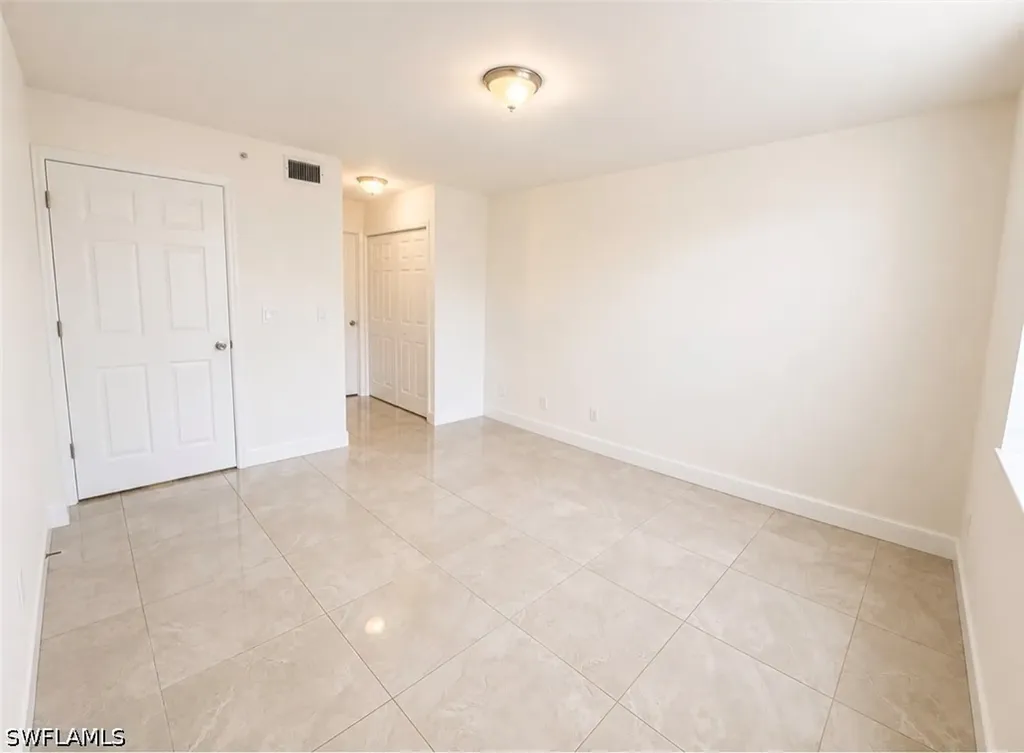 1265 Wildwood Lakes Boulevard Naples FL 34104