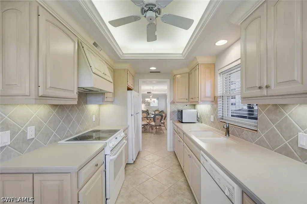 3400 Gulf Shore Boulevard N Naples FL 34103