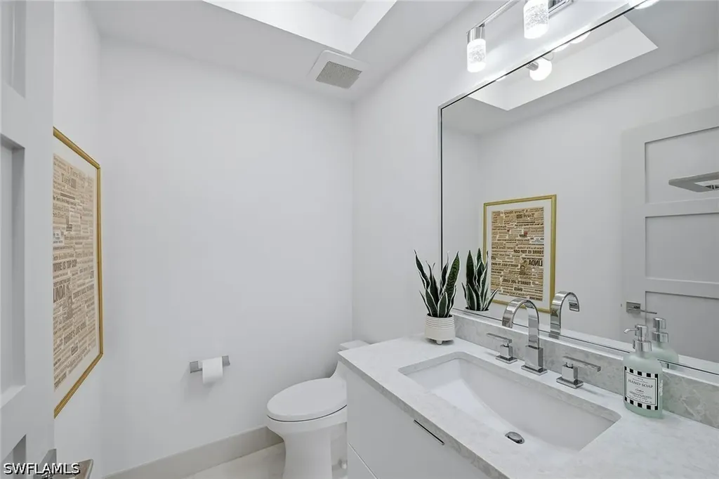 6075 Pelican Bay Boulevard Naples FL 34108
