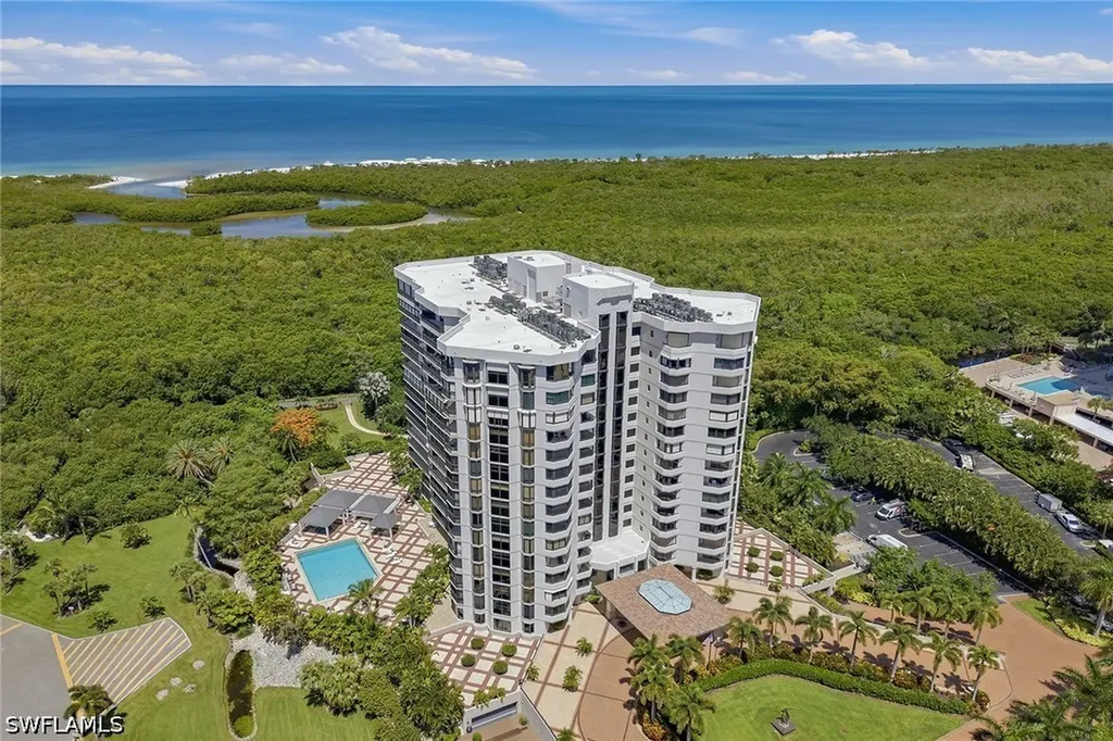 6075 Pelican Bay Boulevard Naples FL 34108