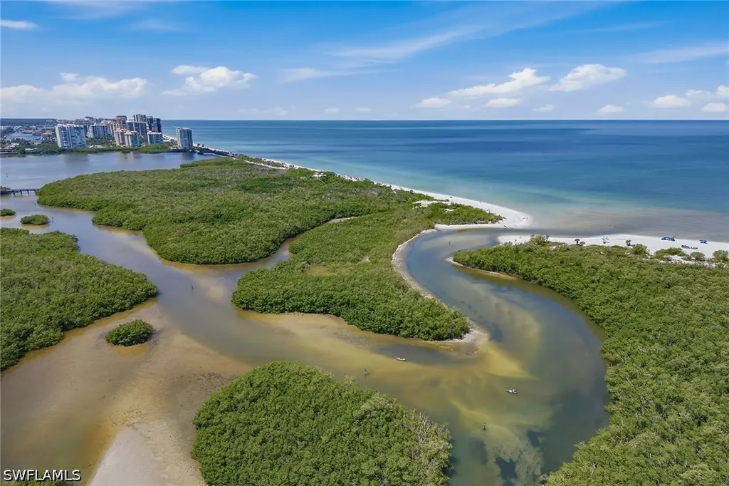 6075 Pelican Bay Boulevard Naples FL 34108