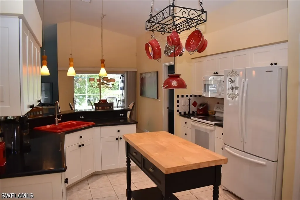 25817 Pebblecreek Drive Bonita Springs FL 34135