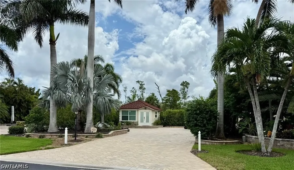 4826 Southern Breeze Drive Naples FL 34114