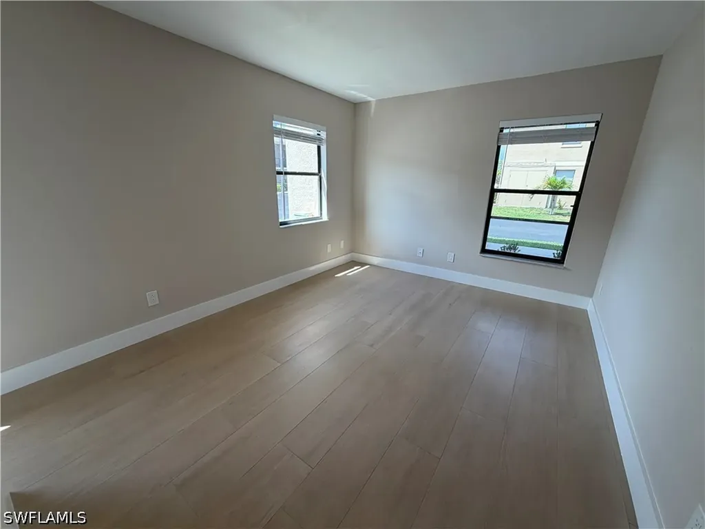 5317 Summerlin Road Fort Myers FL 33919