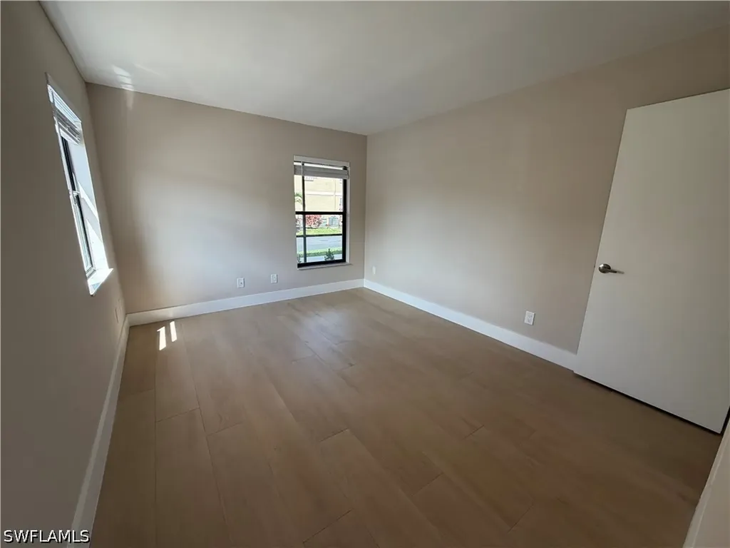 5317 Summerlin Road Fort Myers FL 33919