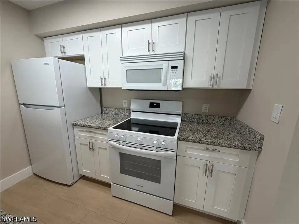 5317 Summerlin Road Fort Myers FL 33919