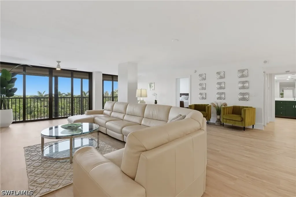 5601 Turtle Bay Drive Naples FL 34108