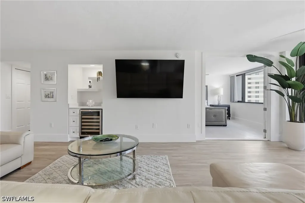 5601 Turtle Bay Drive Naples FL 34108