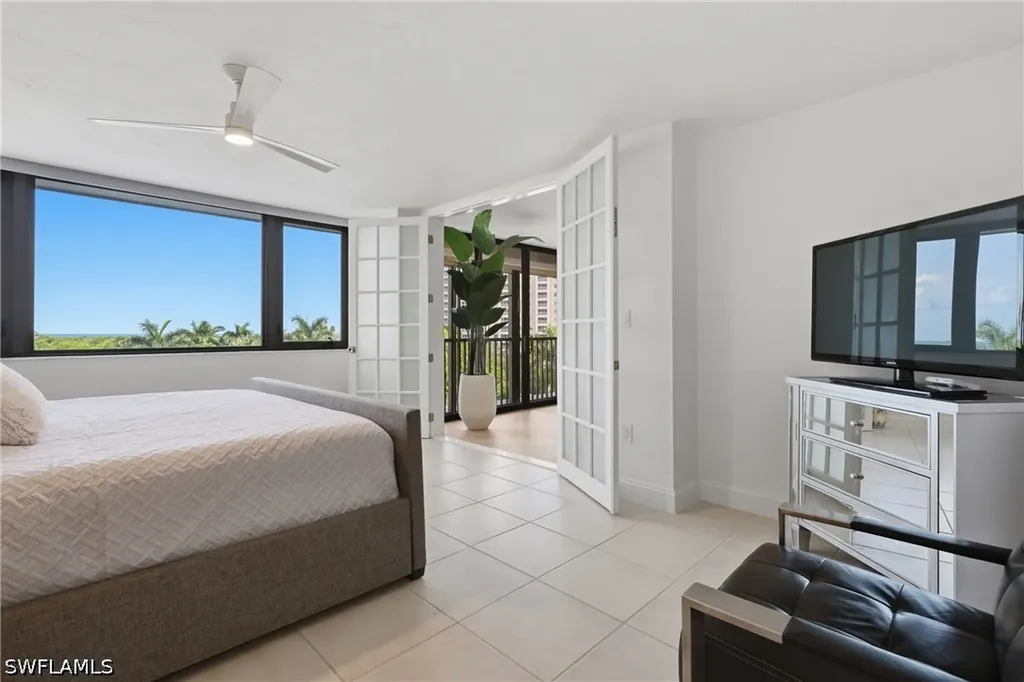 5601 Turtle Bay Drive Naples FL 34108