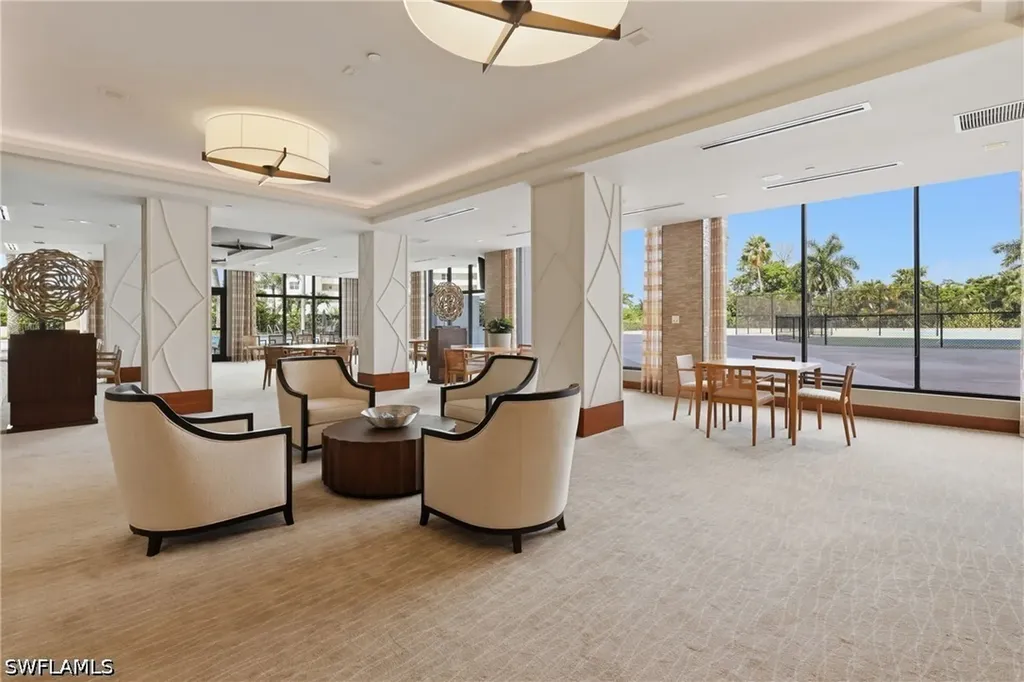 5601 Turtle Bay Drive Naples FL 34108
