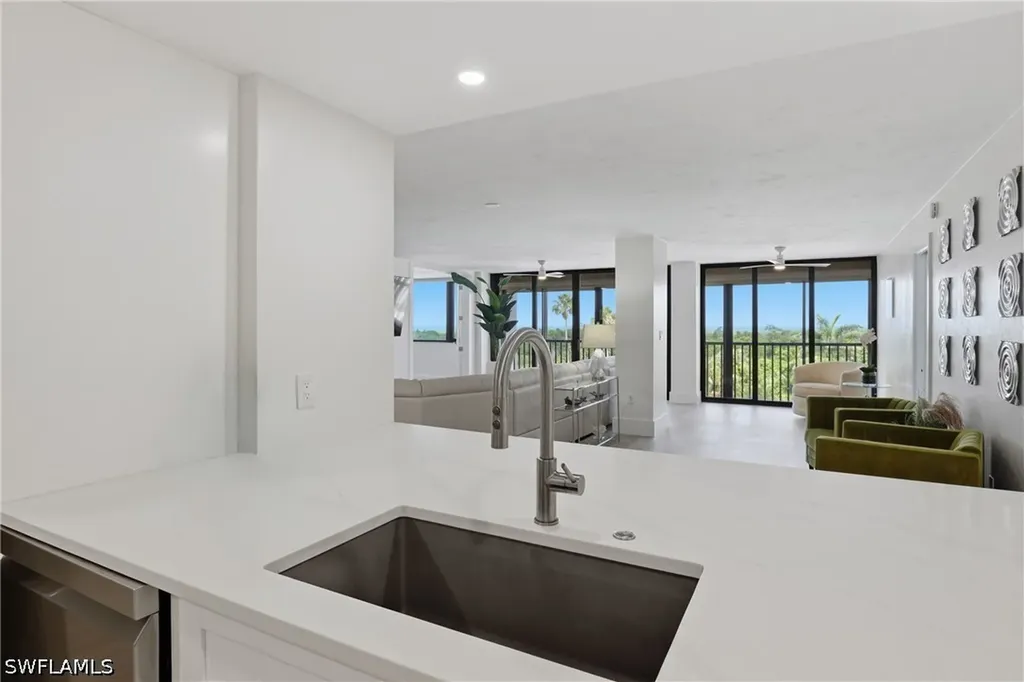 5601 Turtle Bay Drive Naples FL 34108