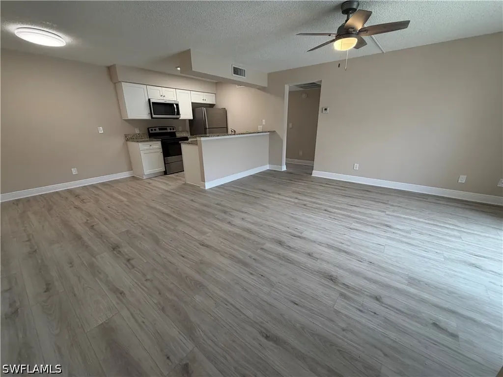 5315 Summerlin Road Fort Myers FL 33919