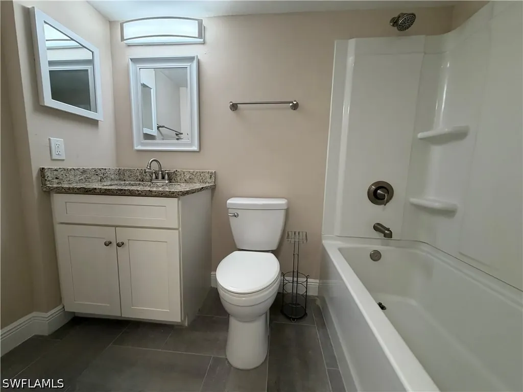5315 Summerlin Road Fort Myers FL 33919